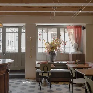 **** Hotel Academie Frankreich